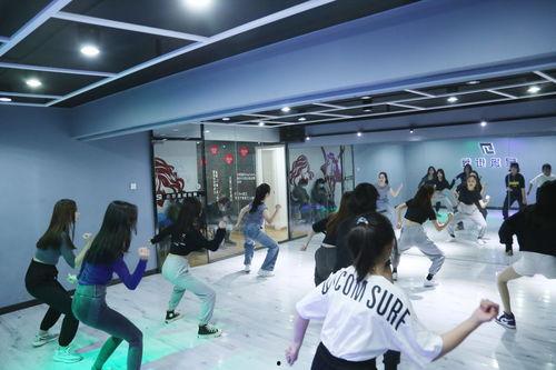 考级舞蹈视频成人教学,成人考级舞蹈教学视频学习指南