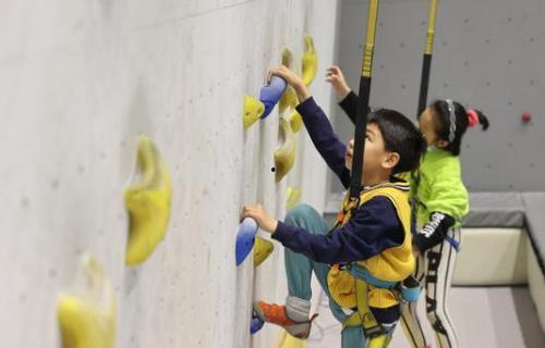 成人锻炼闯关视频大全,成人锻炼闯关视频大全精选集锦